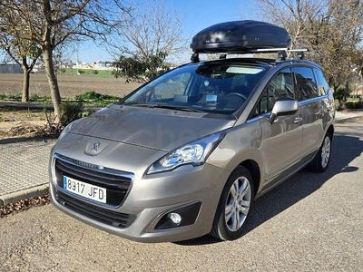Beige Usado 2015 Peugeot 5008 Allure Monovolumen | 8299 € (Precio justo)