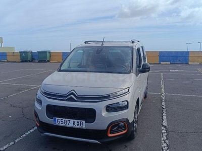 Usado Citroën Berlingo Shine 102 CV (75 kW) 2019 Beige Monovolumen