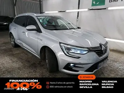 Usado Renault Mégane GrandTour Intens 140 CV (102 kW) 2023 Gris Familiar