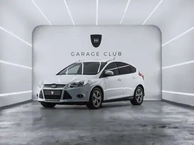 Begagnad Ford Focus Trend 125 HK (91 kW) 2013 Halvkombi