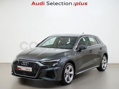Usado Audi A3 S-Line 204 CV (150 kW) 2024 Gris / plata Berlina