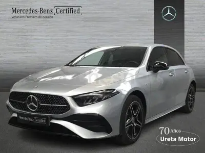 Usado Mercedes A250 218 CV (160 kW) 2025 Gris / plata Berlina