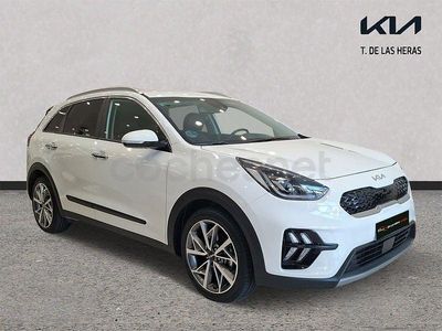 Usado Kia Niro 141 CV (103 kW) 2022 Blanco SUV