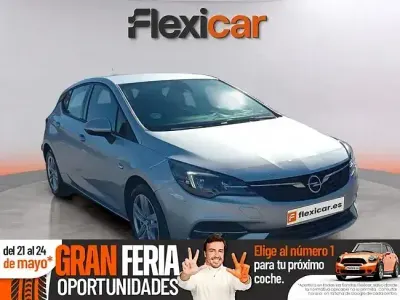 Usado Opel Astra Business Elegance 130 HP (95 kW) 2020 Cinzento Sedan