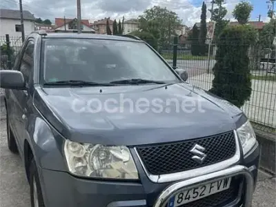 Usado Suzuki Grand Vitara 129 CV (94 kW) 2007 Gris / plata SUV