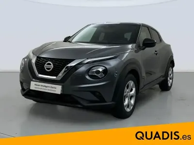 Usado Nissan Juke N-Connecta 114 CV (83 kW) 2022 Gris SUV