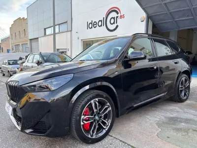 Käytetty BMW X1 Comfort Edition 170 HP (125 kW) 2025 Musta Katumaasturi