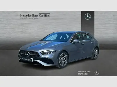 Usado Mercedes A180 136 HP (100 kW) 2025 Cinzento Sedan