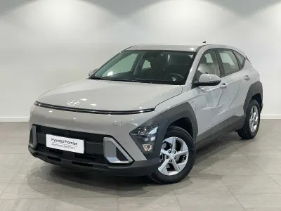 Usado Hyundai Kona 129 CV (94 kW) 2025 Gris SUV