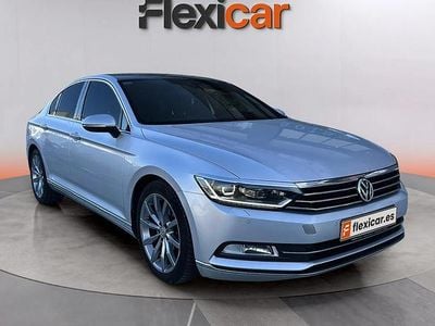 Usado VW Passat Advance 150 CV (110 kW) 2019 Gris Berlina