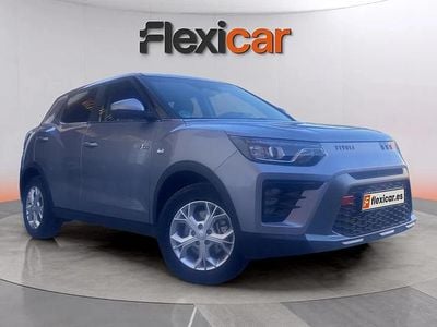 Usado Ssangyong (KGM) Tivoli 150 CV (110 kW) 2025 Gris SUV