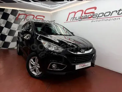 Usado Hyundai ix35 136 CV (100 kW) 2013 Negro SUV
