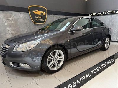Usado Opel Insignia Sport 220 CV (161 kW) 2009 Gris / plata Berlina