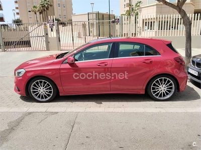Rojo Usado 2016 Mercedes A200 AMG line Berlina | 16.900 € (Buen precio)