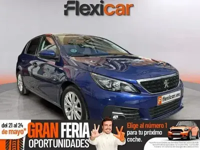 Usado Peugeot 308 Access 110 HP (80 kW) 2020 Azul
