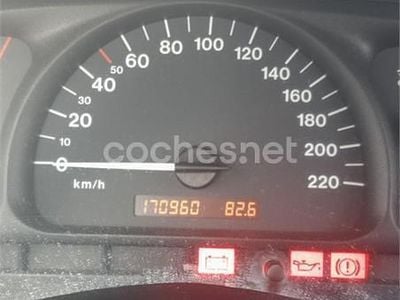 Usado Opel Vectra Edition 100 CV (73 kW) 2000 Verde Berlina