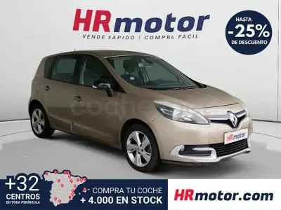 Usado Renault Scénic LIMITED 115 CV (84 kW) 2015 Beige Monovolumen