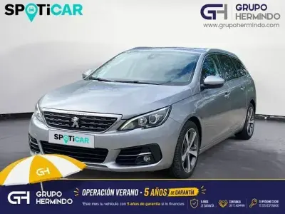 Usado Peugeot 308 SW Allure 130 CV (95 kW) 2020 Gris Familiar