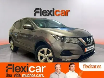 Usado Nissan Qashqai Acenta 140 CV (102 kW) 2019 Gris SUV