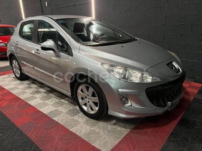 Gris / plata Usado 2010 Peugeot 308 Business-Line Berlina | 4790 € (Precio justo)