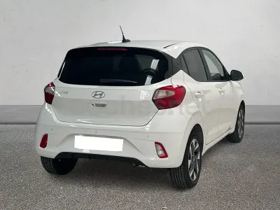 Używany Hyundai i10 63 KM (46 kW) 2025 Biały Hatchback