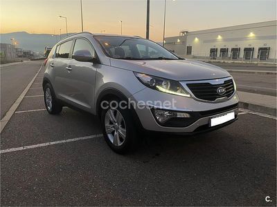 Usado Kia Sportage 115 CV (84 kW) 2011 Gris / plata SUV