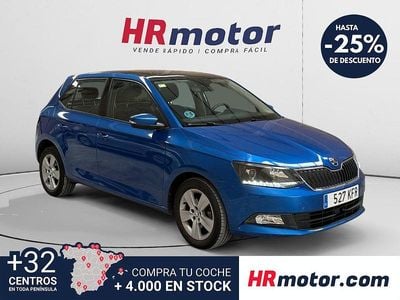 Usado Skoda Fabia Ambition 95 CV (69 kW) 2017 Azul Berlina