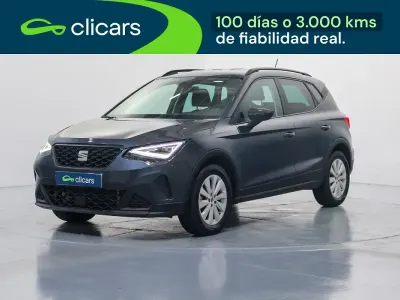 Usado Seat Arona Style 116 CV (85 kW) 2025 Gris SUV