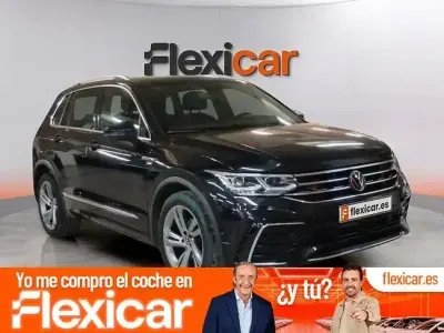 Usado VW Tiguan R-line 150 CV (110 kW) 2022 Negro SUV