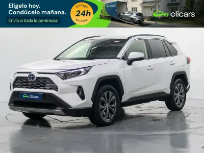Käytetty Toyota RAV4 Hybrid Plus 222 HP (163 kW) 2022 Valkoinen Katumaasturi