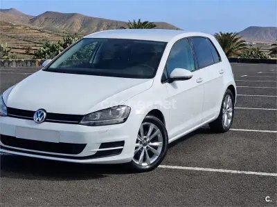 Usado VW Golf VII Advance 125 CV (91 kW) 2017 Blanco Familiar