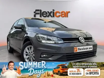 Usado VW Golf VII Advance 115 CV (84 kW) 2019 Gris Berlina