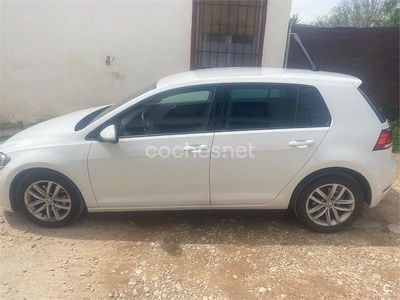Blanco Usado 2017 VW Golf Business Berlina | 13.800 € (Precio justo)