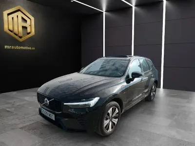 Usado Volvo XC60 Plus 349 CV (256 kW) 2023 Negro metalizado SUV