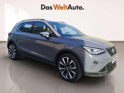 Gris Nuevo 2025 Seat Arona FR SUV | 25.900 € (Precio justo)