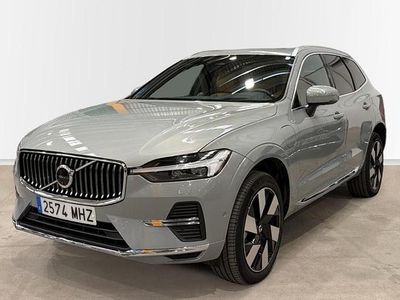 Gris Usado 2023 Volvo XC60 Ultimate SUV | 51.900 €