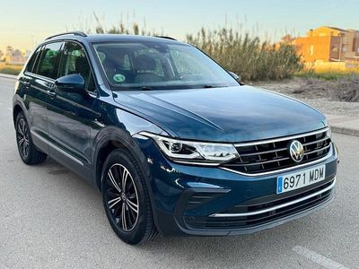 Usado VW Tiguan Life 122 CV (89 kW) 2023 Azul SUV