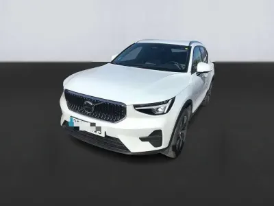 Usado Volvo XC40 Core 197 CV (144 kW) 2024 Blanco SUV