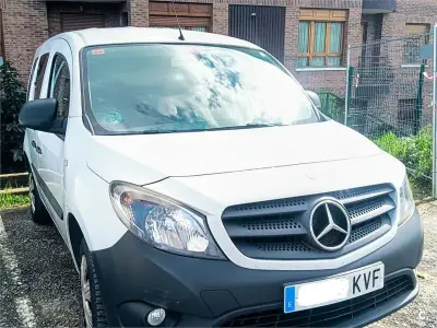 Käytetty Mercedes Citan 109 90 HP (66 kW) 2019 Valkoinen Farmari