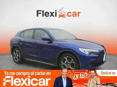 Usado Alfa Romeo Stelvio Ti 210 CV (154 kW) 2022 Azul SUV