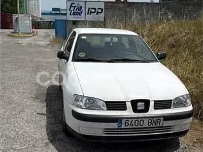 Usado Seat Ibiza Stella 60 CV (44 kW) 2001 Blanco Utilitario