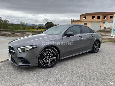 Usado Mercedes A250 224 CV (164 kW) 2019 Gris / plata Berlina