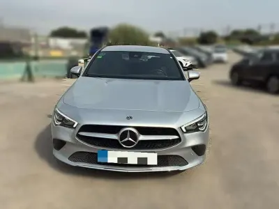 Usado Mercedes CLA220 190 CV (139 kW) 2020 Gris Coupe