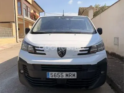 Usado Peugeot Rifter Allure 100 CV (73 kW) 2024 Blanco Monovolumen
