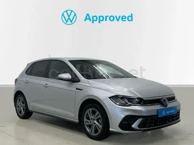 Usado VW Polo R-line 95 CV (69 kW) 2024 Gris / plata Utilitario