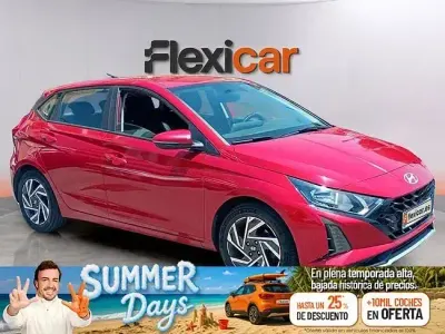 Usado Hyundai i20 100 CV (73 kW) 2024 Rojo Utilitario