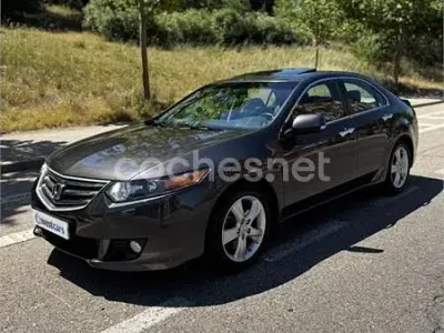 Usado Honda Accord Executive 201 CV (147 kW) 2009 Gris / plata Berlina