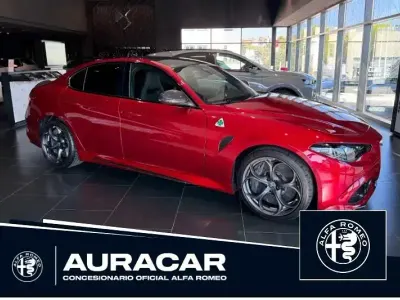 Nuevo Alfa Romeo Giulia Quadrifoglio 520 CV (382 kW) 2025 Verde Berlina