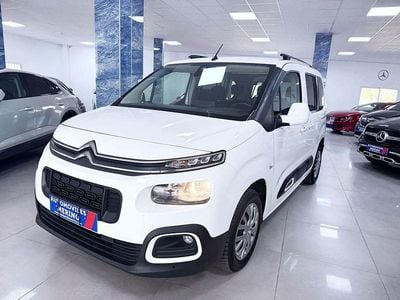 Usado Citroën Berlingo Feel 131 CV (96 kW) 2019 Blanco Monovolumen