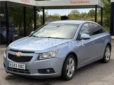 Usado Chevrolet Cruze LT 150 CV (110 kW) 2010 Azul Berlina